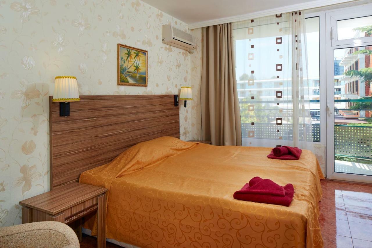 Hotel Yantra Sunny Beach Esterno foto